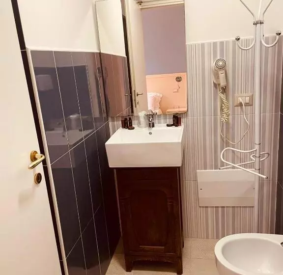 Majatalo Drooms