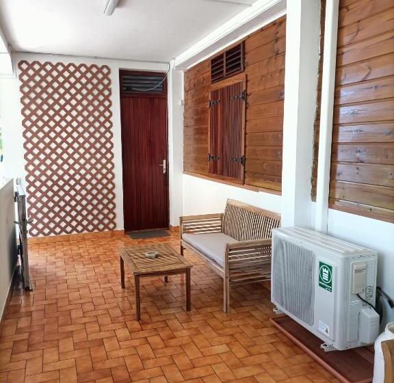 پانسیون Locamarre G Gondet