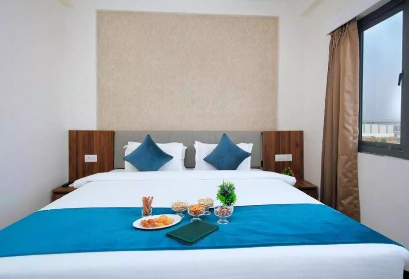 Hotelli Pride Elite Wellness Resort Becharaji Near Becharaji Railway Station