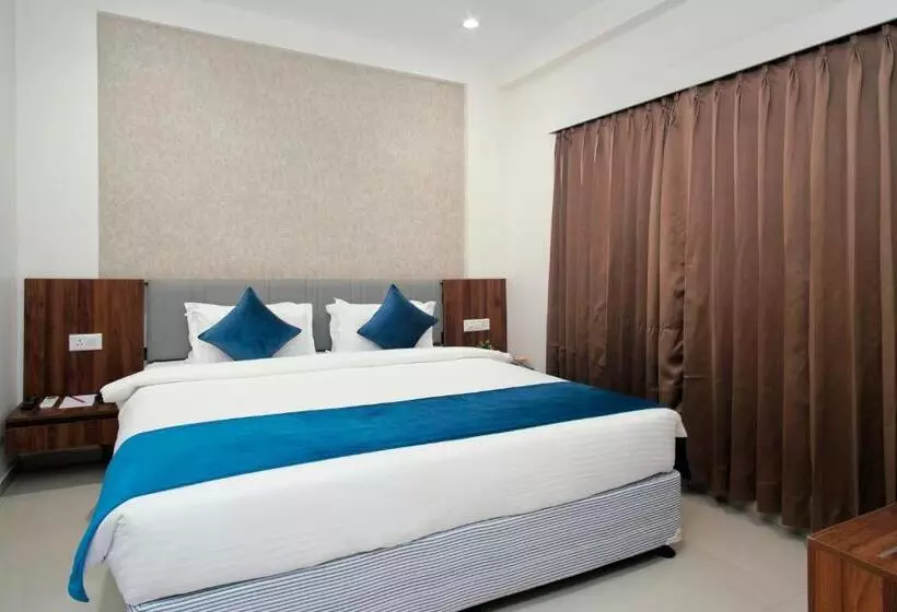 Hotelli Pride Elite Wellness Resort Becharaji Near Becharaji Railway Station