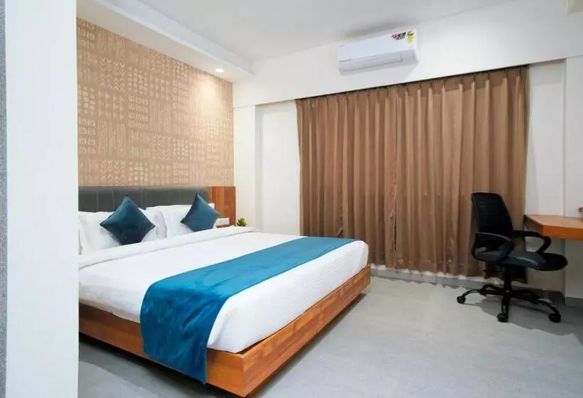 Hotelli Pride Elite Wellness Resort Becharaji Near Becharaji Railway Station