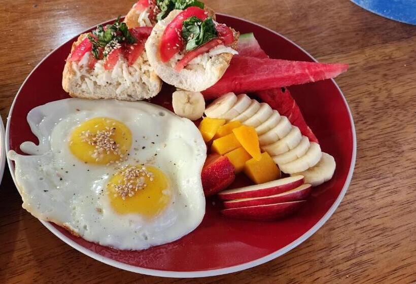 Bed & Breakfast Kinti Guest House