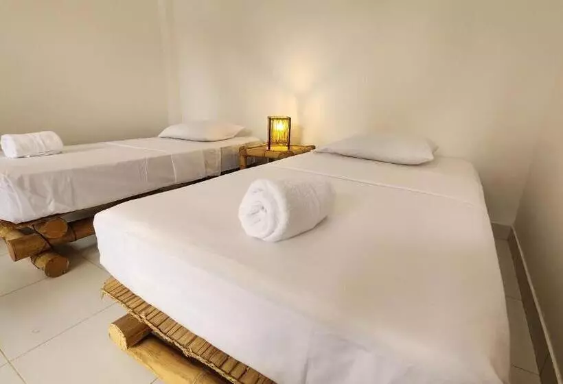 ベッドアンドブレックファースト Kinti Guest House