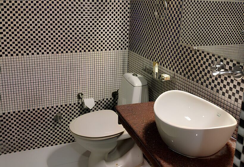 בית מלון כפרי Club 7 Resort And Banquets