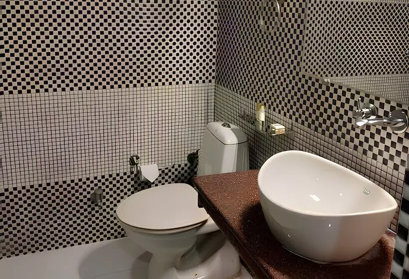 Hotelli Club 7 Resort And Banquets