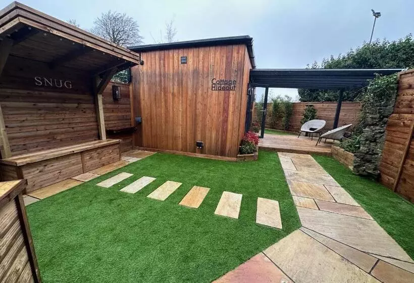 Kapselihotelli The Cottage Hideout