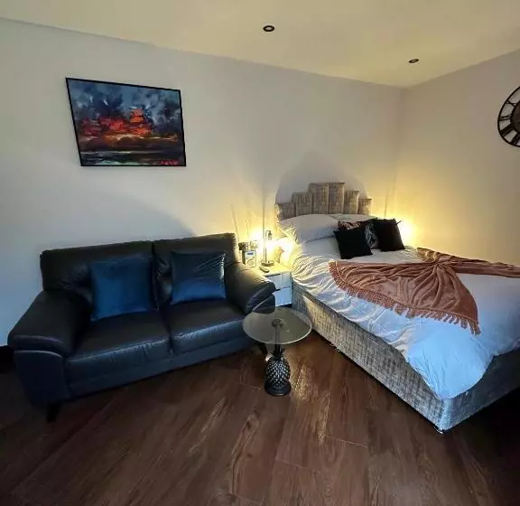 Kapselihotelli The Cottage Hideout