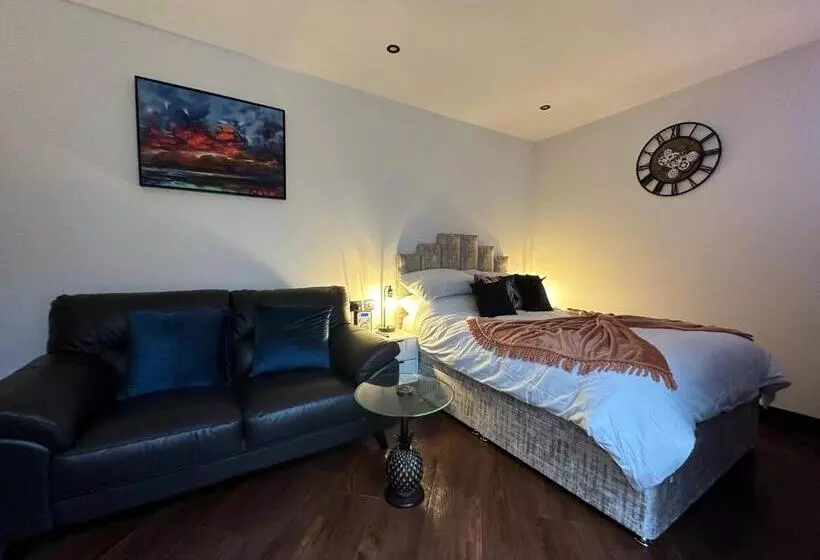 Kapselihotelli The Cottage Hideout