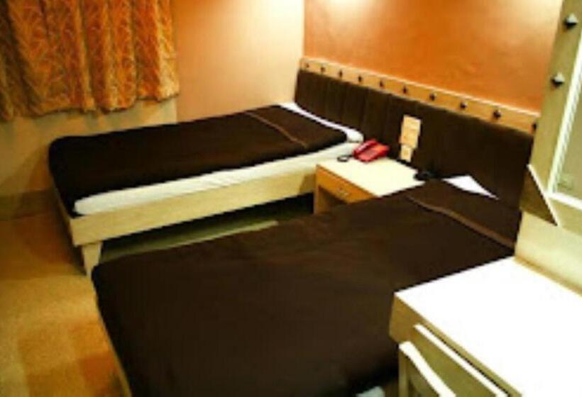 هتل Monsoon , Shillong