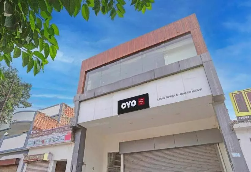 Hotelli Oyo The Adiitya Inn