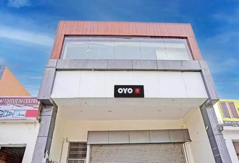 Hotelli Oyo The Adiitya Inn