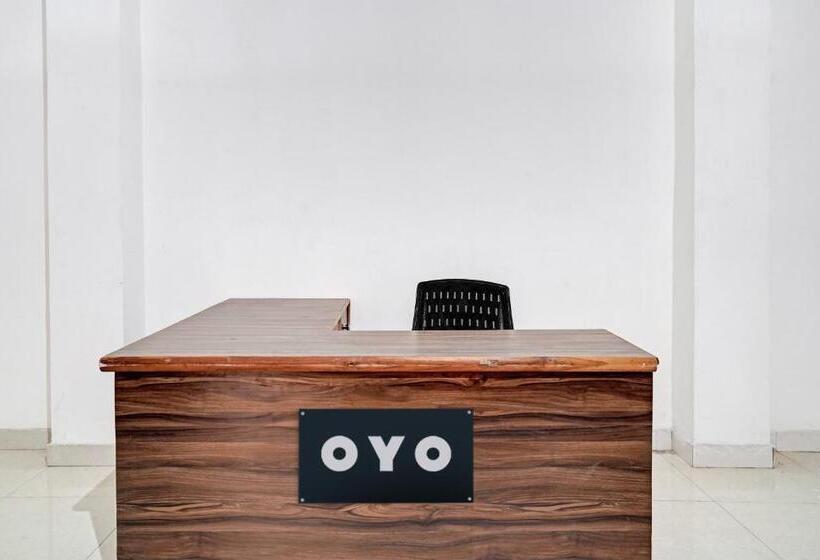 هتل Oyo The Adiitya Inn