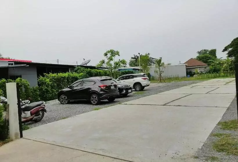 Hotelli Pattanipirom Boutique