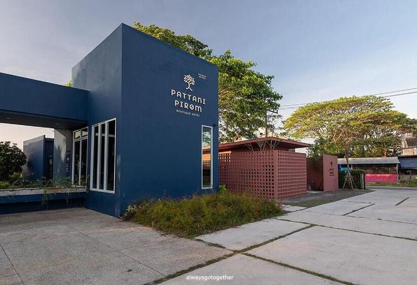 בית מלון כפרי Pattanipirom Boutique