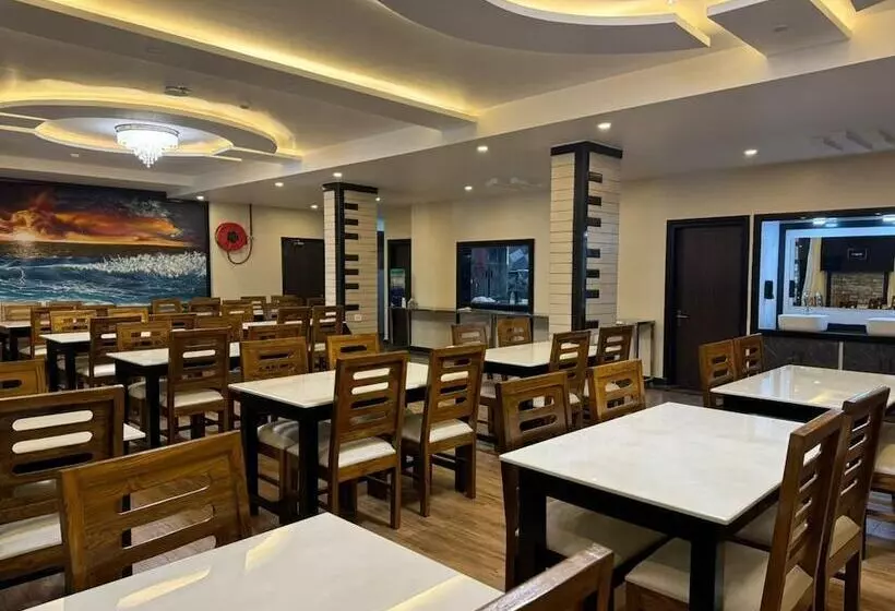 Hotelli Rupasi Bangla 2, New Digha   Near Sea Beach ! Easygorooms