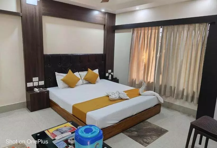 Hotelli Rupasi Bangla 2, New Digha   Near Sea Beach ! Easygorooms