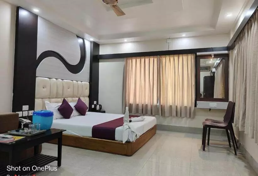 Hotelli Rupasi Bangla 2, New Digha   Near Sea Beach ! Easygorooms