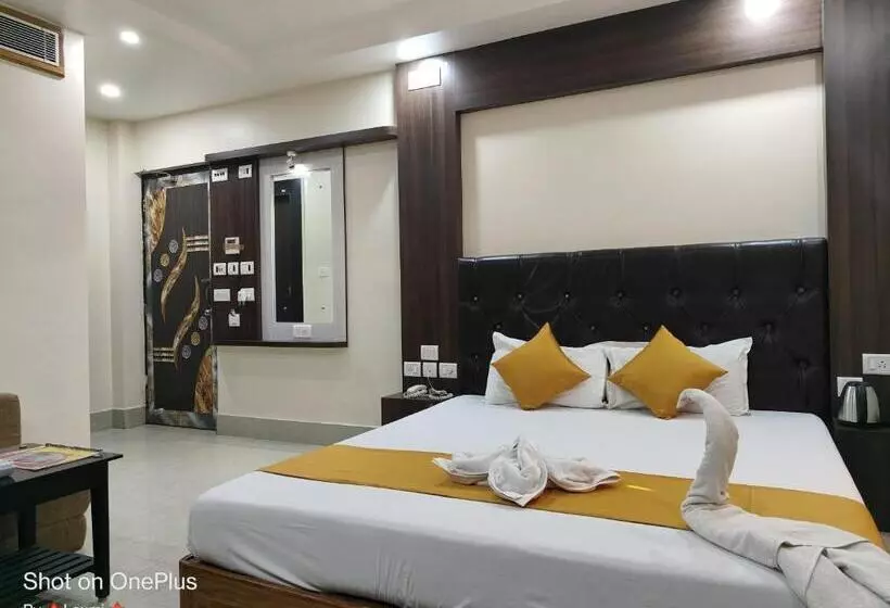 Hotelli Rupasi Bangla 2, New Digha   Near Sea Beach ! Easygorooms