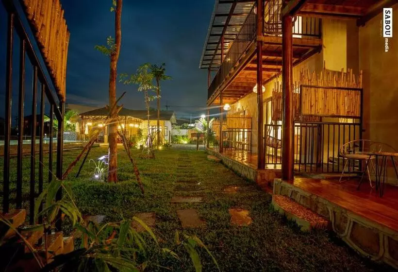 هتل Santaniya Residence