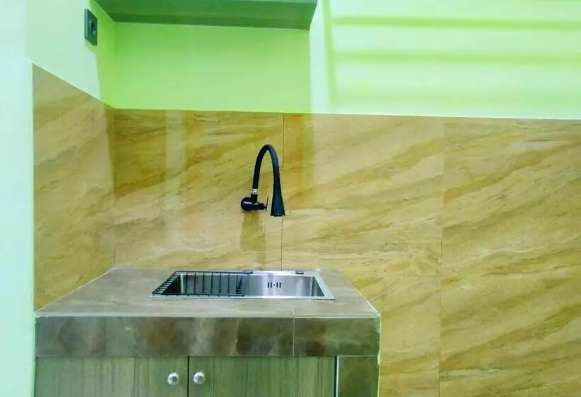 ホテル Shiva Home Syariah Redpartner Near Alun Alun Tegal