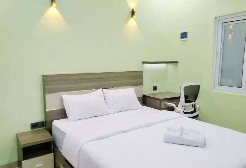 ホテル Shiva Home Syariah Redpartner Near Alun Alun Tegal