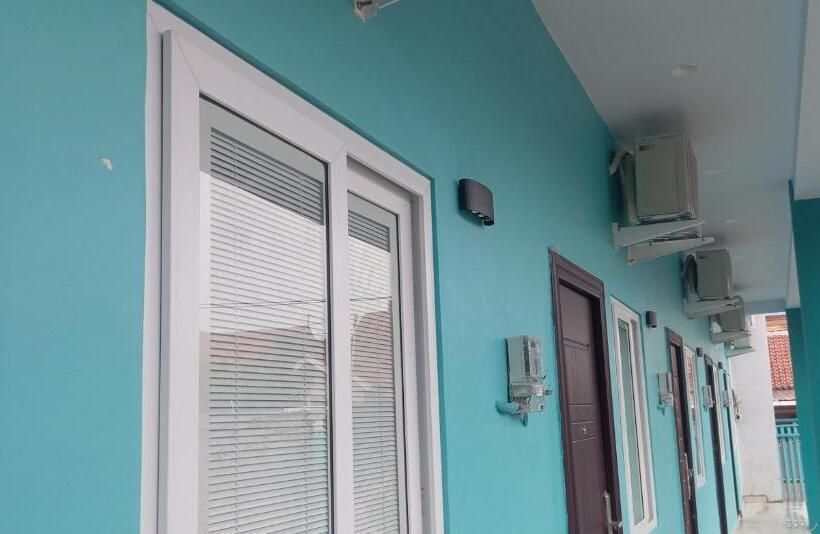 בית מלון כפרי Shiva Home Syariah Redpartner Near Alun Alun Tegal