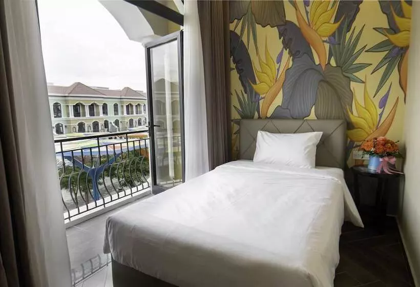 هتل Tropical Bay Grand World Phu Quoc