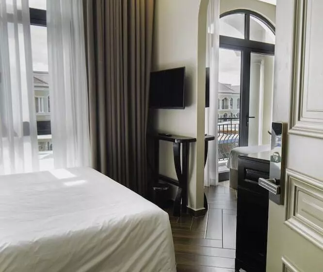 هتل Tropical Bay Grand World Phu Quoc