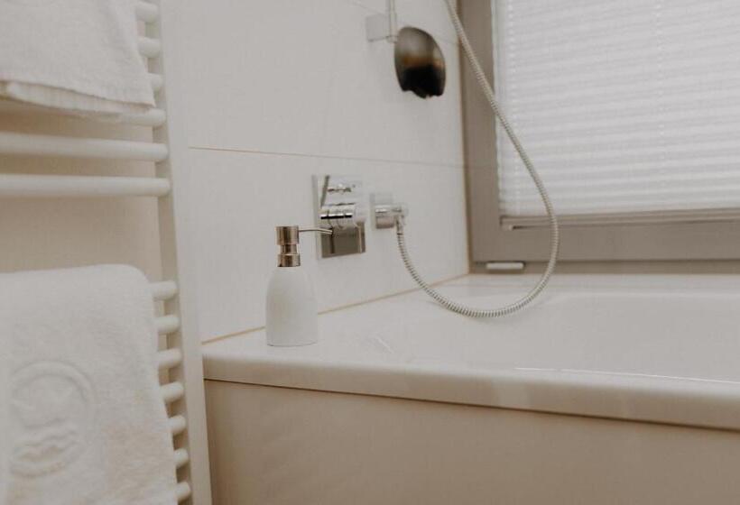 酒店 Weinblick & Weingut Grafinger