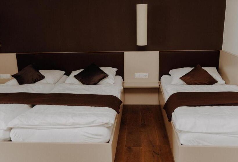 酒店 Weinblick & Weingut Grafinger