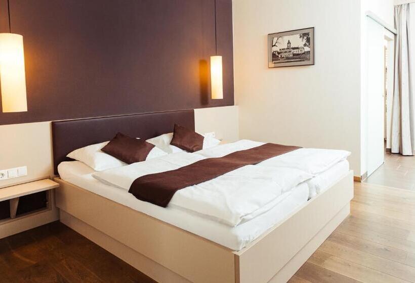 酒店 Weinblick & Weingut Grafinger