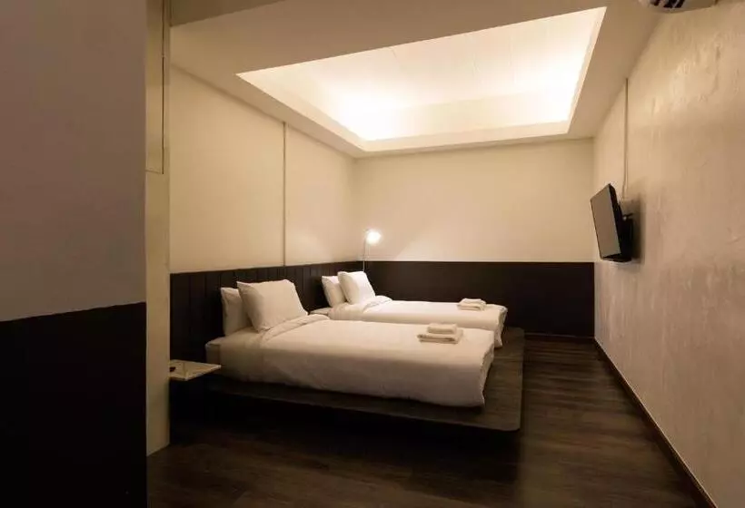 ホテル Within Korat Sawairiang