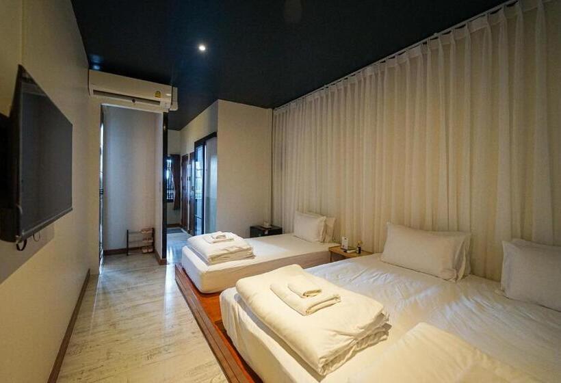 ホテル Within Korat Sawairiang