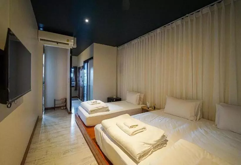 ホテル Within Korat Sawairiang