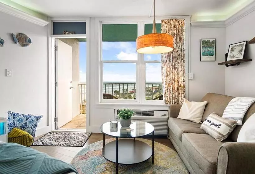 Open For 2025 Speedweeks Daytona 500   Beachfront Studio   Private Balcony With Ocean View   Pool