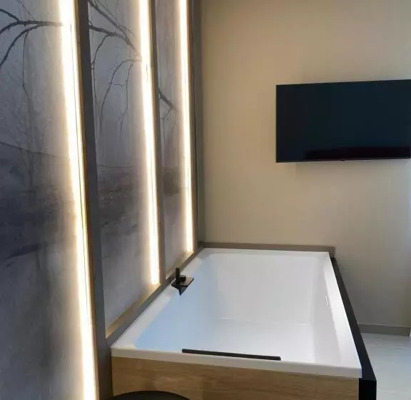 Aamiaismajoitus (B&B) Comàr Suite