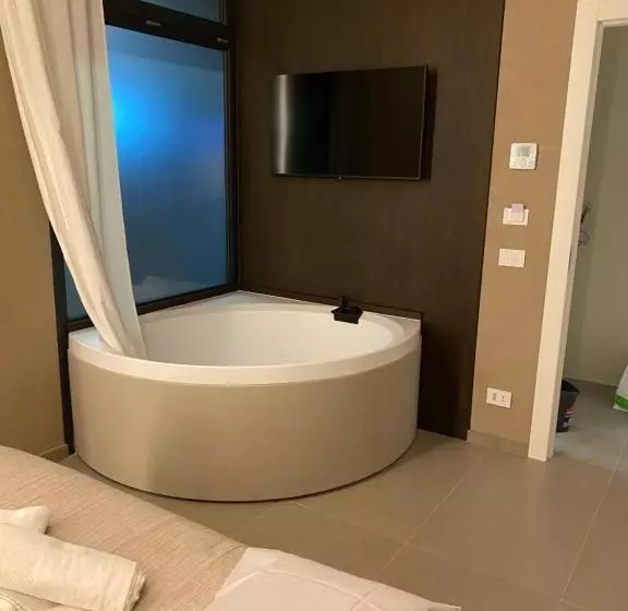 Aamiaismajoitus (B&B) Comàr Suite