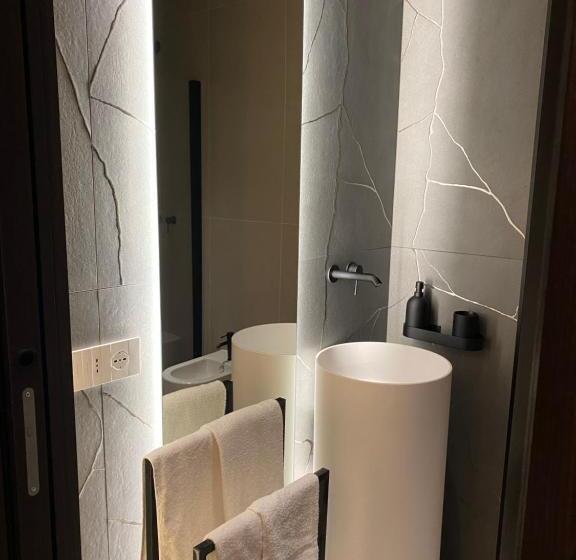 تختخواب و صبحانه Comàr Suite