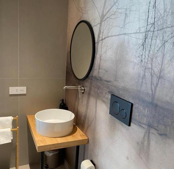 تختخواب و صبحانه Comàr Suite