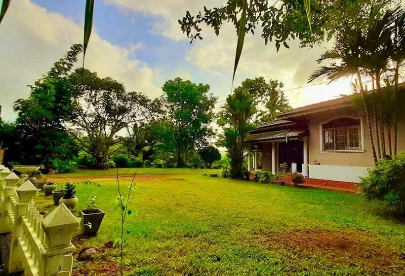 Bed and Breakfast Villa Du Ciel   Galle