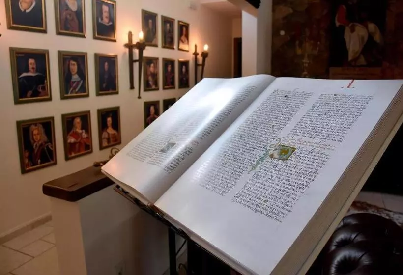 ホテル Reinado De Dom Dinis