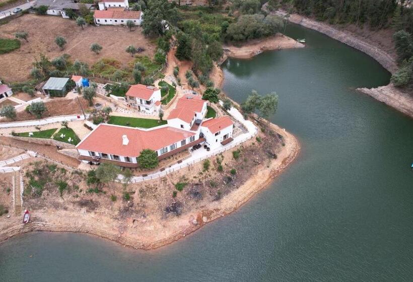 هتل Reinado De Dom Dinis