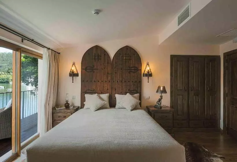 ホテル Reinado De Dom Dinis