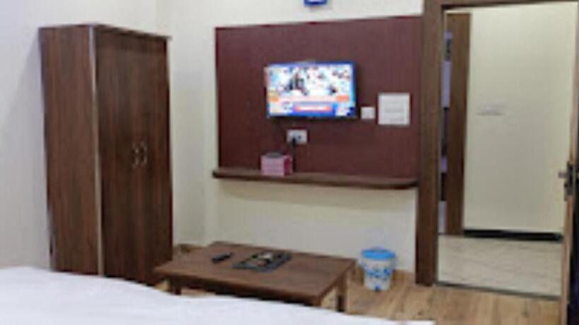 酒店 Royal Sagar , Sagar