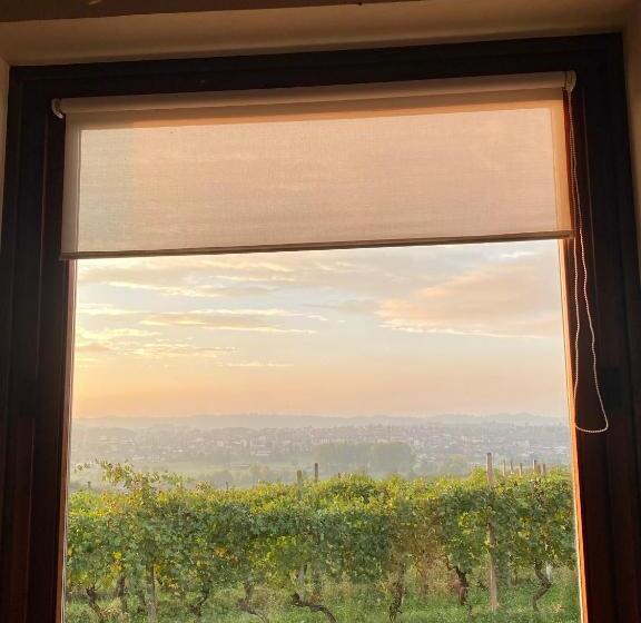 ホテル Tenuta Agricola La Cava  Cantina E Agriturismo