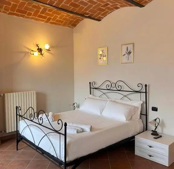 ホテル Tenuta Agricola La Cava  Cantina E Agriturismo