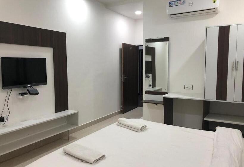 Meridian Hotel & Resort