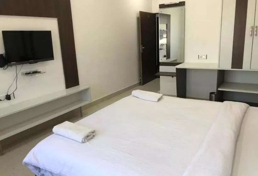 Meridian Hotel & Resort