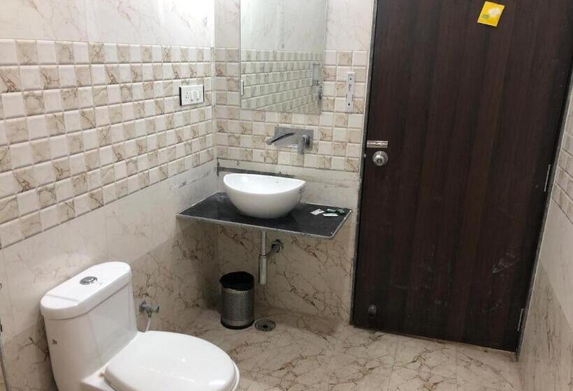 Meridian Hotel & Resort