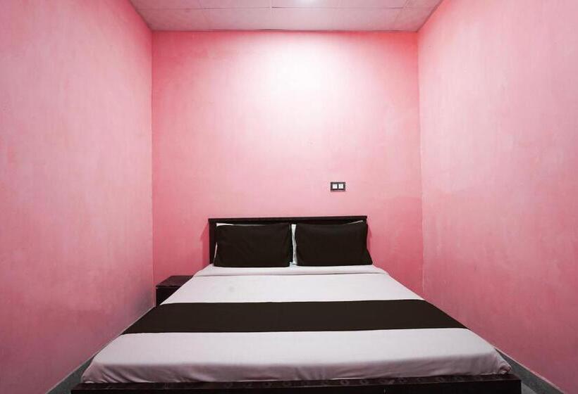 Shree Ram Hotel & Restaurant